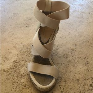 NEVER WORN- Cream Stretchy Ankle Wrap Sandals